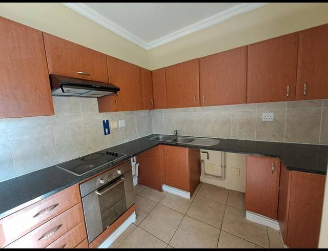 3 BEDROOM PROPERTY TO RENT IN POINT WATERFRONT